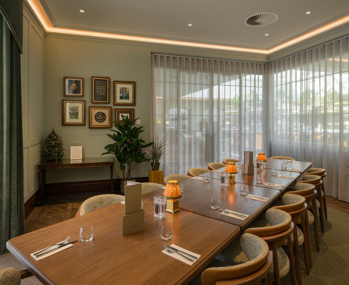 Marcliffe Private Dinning Nest 8