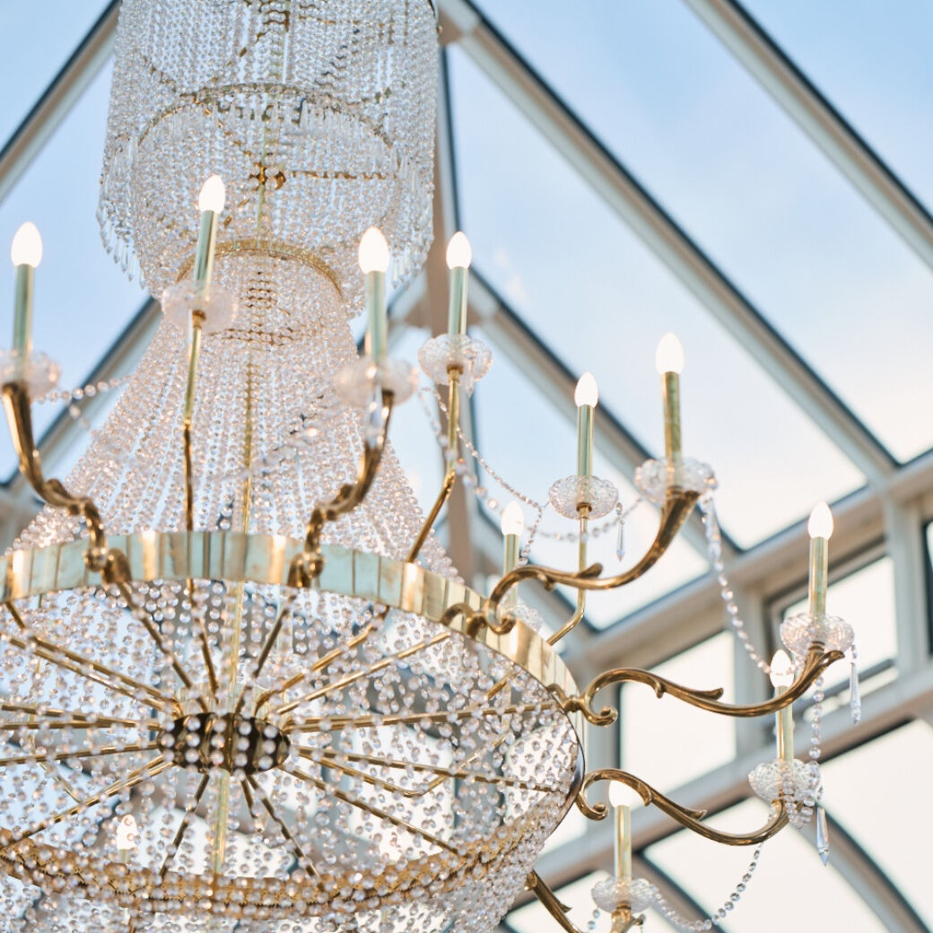 93 BC1894 49 F6 424 A 9 D0 F CE0 B12 F64 DFB m